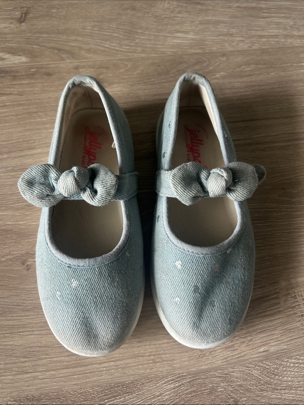 Jellypop Girls' Light Teal Bow Mary Jane Shoes, Sz. 10, Color Light Blue, Silve.